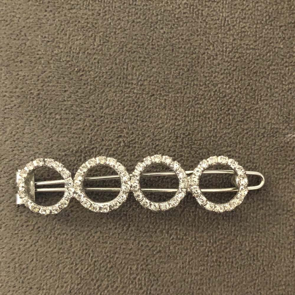 Banana Republic rhinestone clip